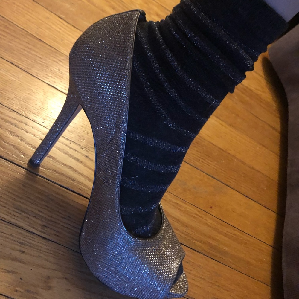 Women's Platform Pump - image 7